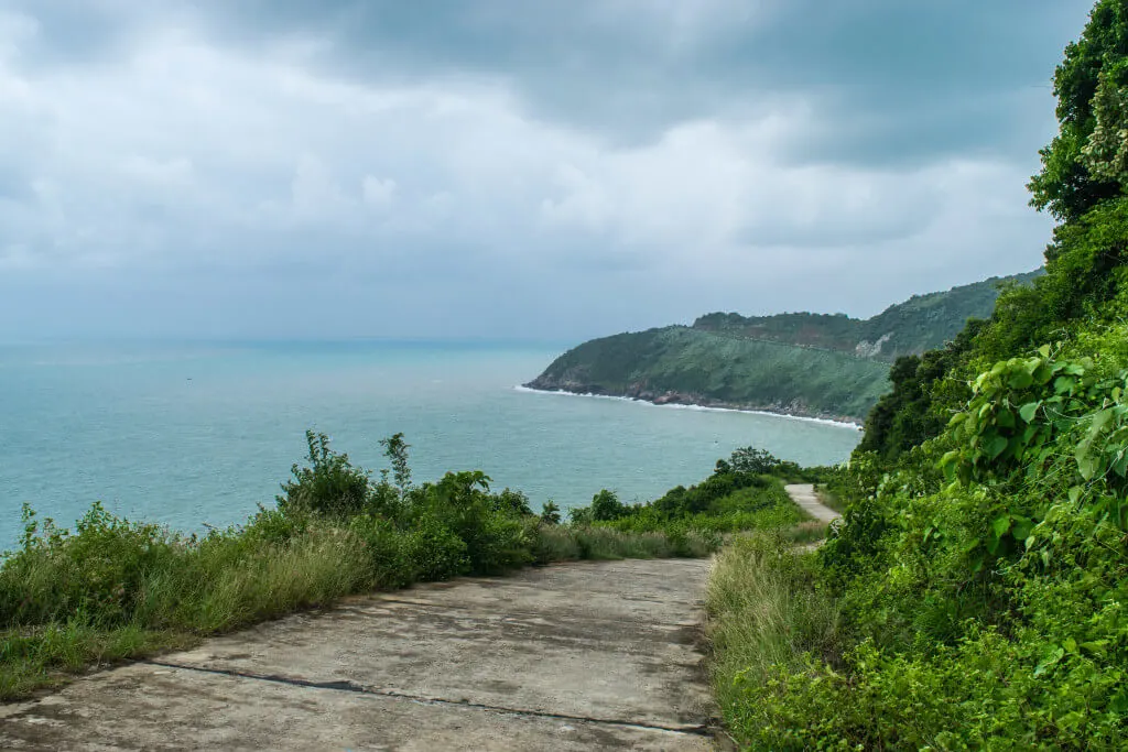 Da Nang monkey mountains Sơn Trà Mountain
