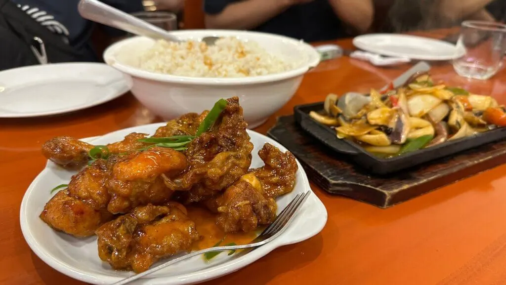 Filipino food at Lamoy restaurant on Alona Beach, Bohol Panglao