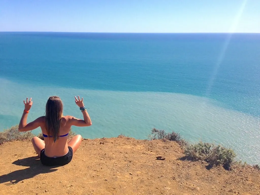 satisfy your wanderlust without leaving your hometown - amazing nature los angeles day trips PCH road trip stops malibu