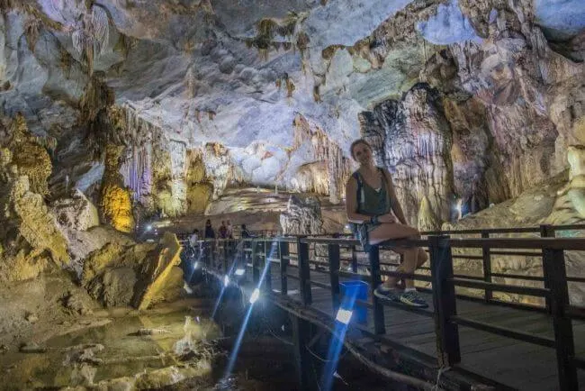 Paradise Cave Phone Nha NAtional Park Tour