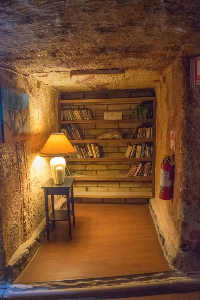 Coober Pedy Underground Dugout included in coober pedy mine tours
