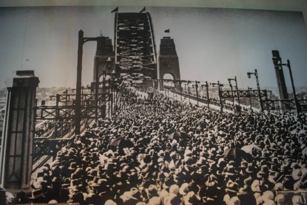 sydney harbour bridge pylon lookout museum