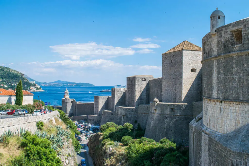 dubrovnik city walls with a view of the ocean