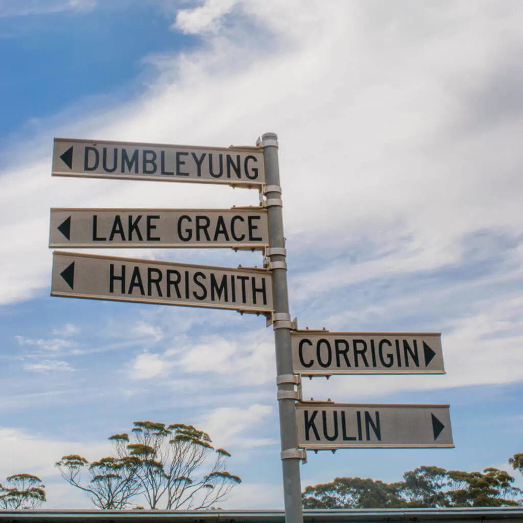 street signs wickepin shire harrismith lake grace dumbleyung corrigin kulin