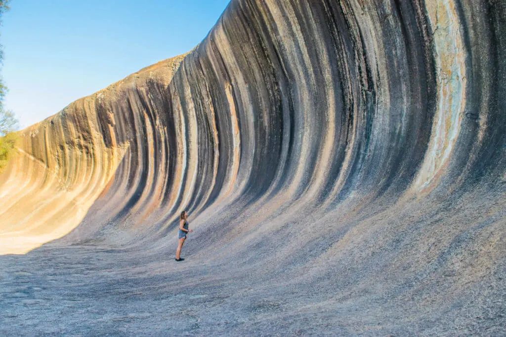 wave rock how to move to australia