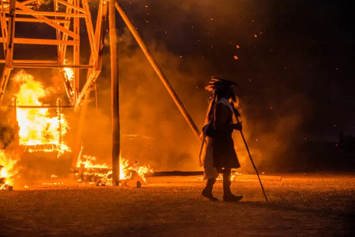 Afrikaburn ferris wheel burn travelling to afrikaburn as a forigner or first-timer afrikaburn travellers