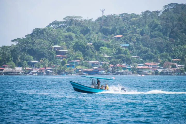 things to do in bocas del toro water taxi