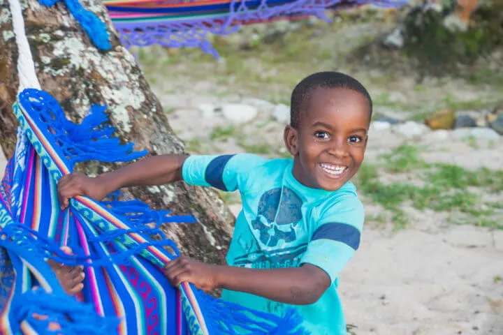bocas del toro panamanian children