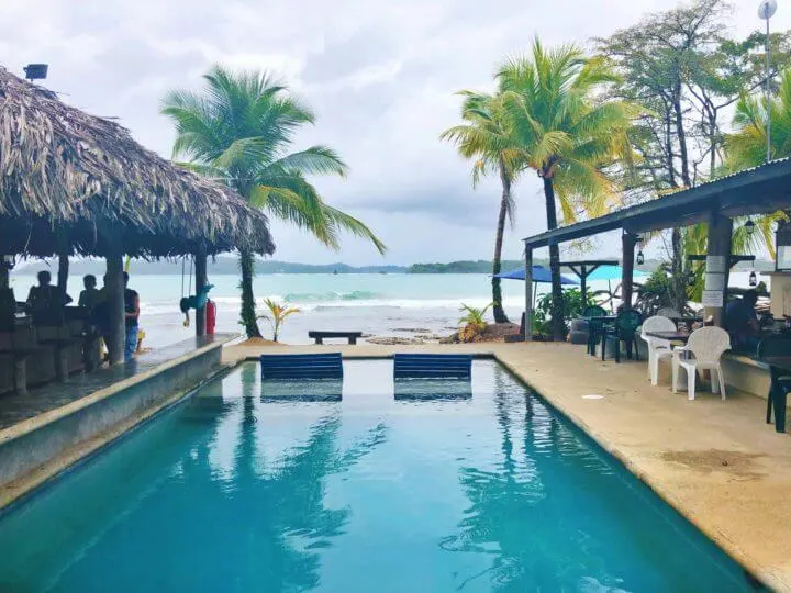 where to stay in bocas de Toro skullys house hostel