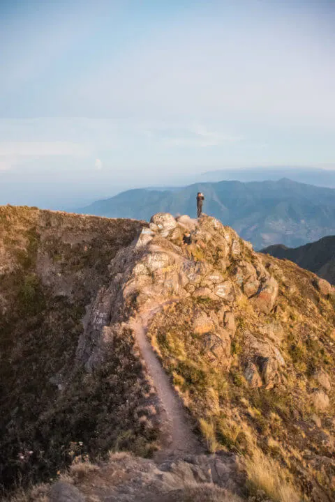 vocan baru sunrise hike view
