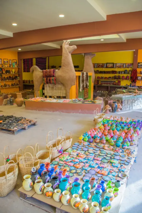 humahuaca gorge crafts market in volcan