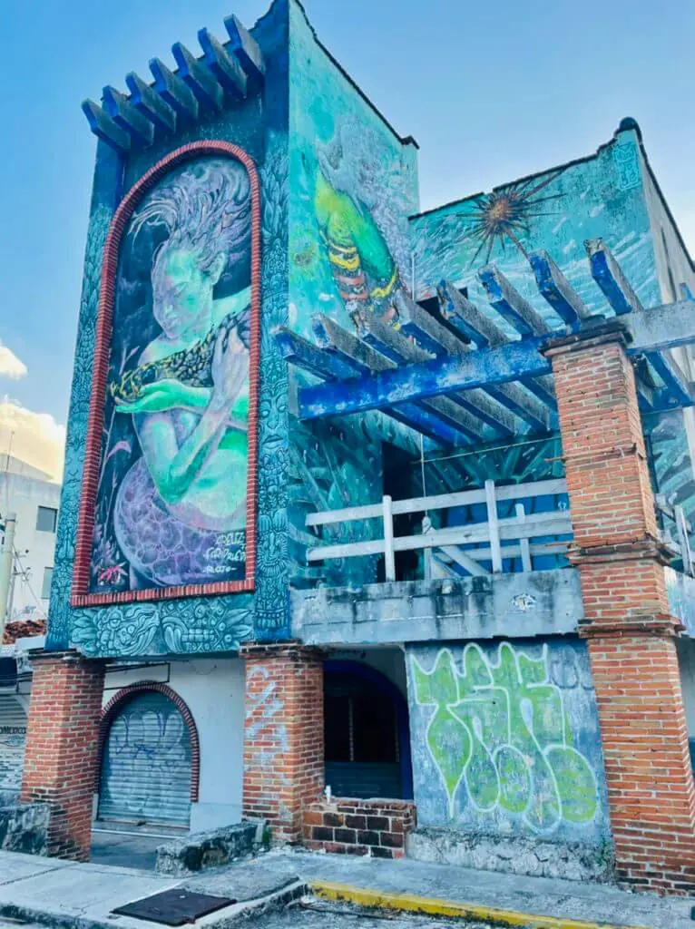 Avenida Nader street art downtown cancun food street