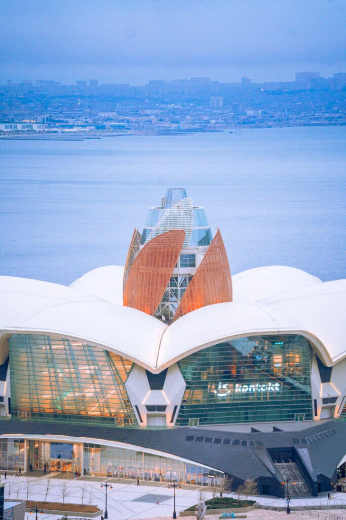 Caspian Waterfront Mall baku