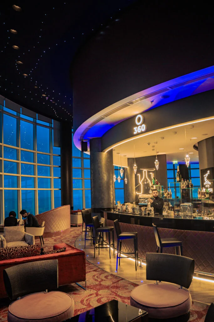 hilton 360 bar baku