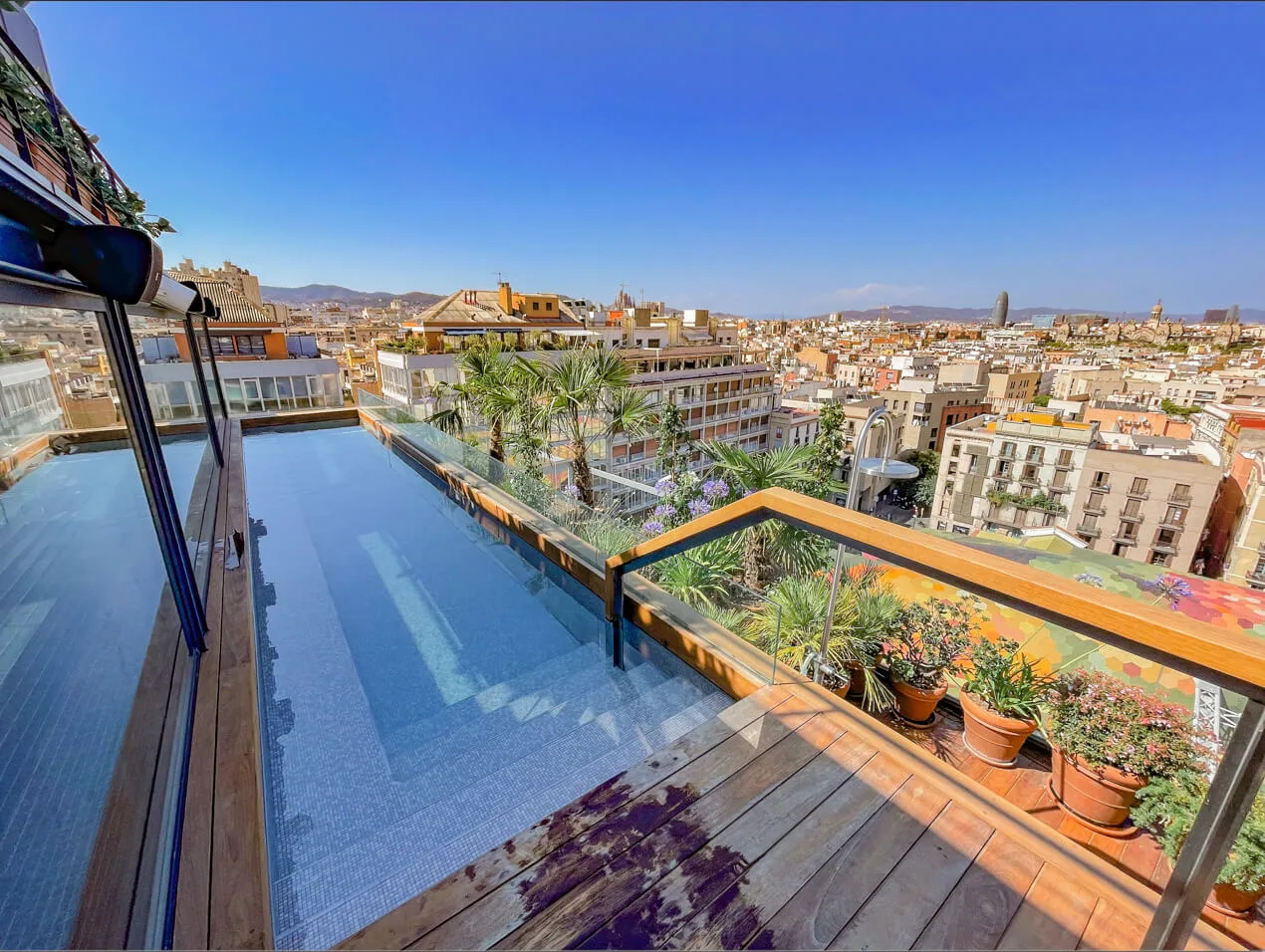 Barcelona Rooftop Bars - a list and guide