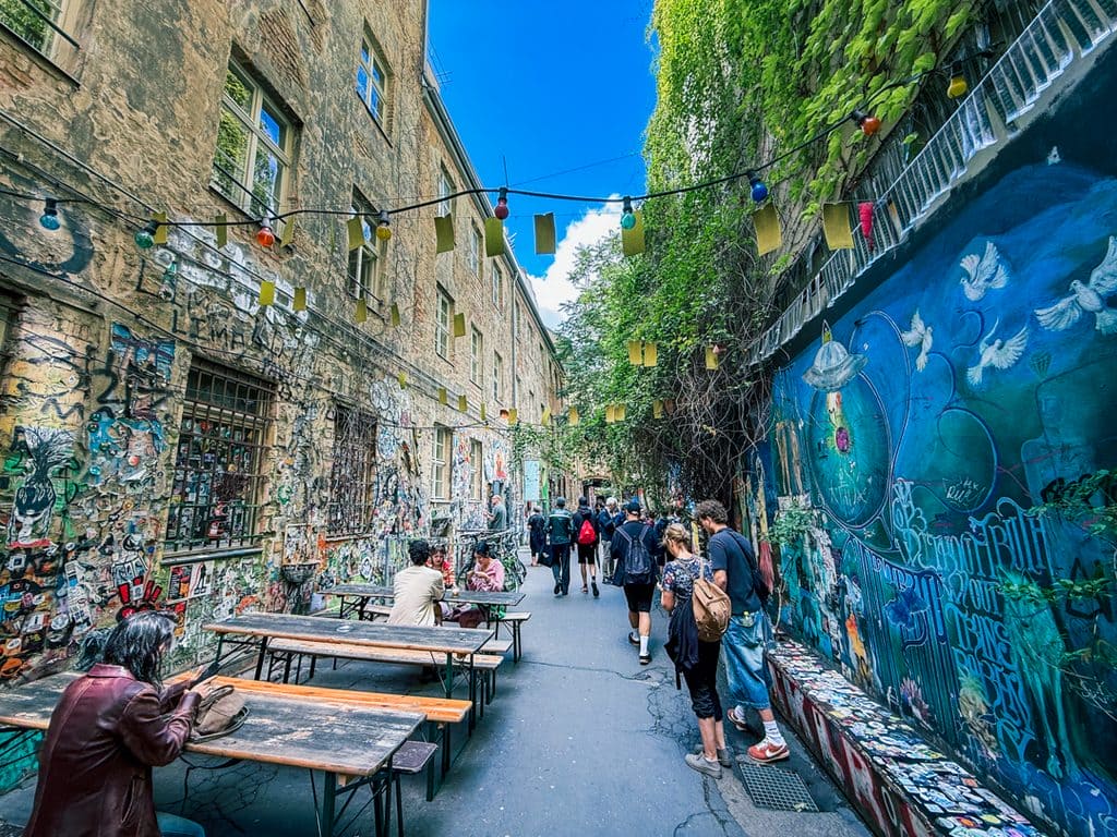 Haus Schwarzenberg: Hidden Graffiti-covered Alleyways