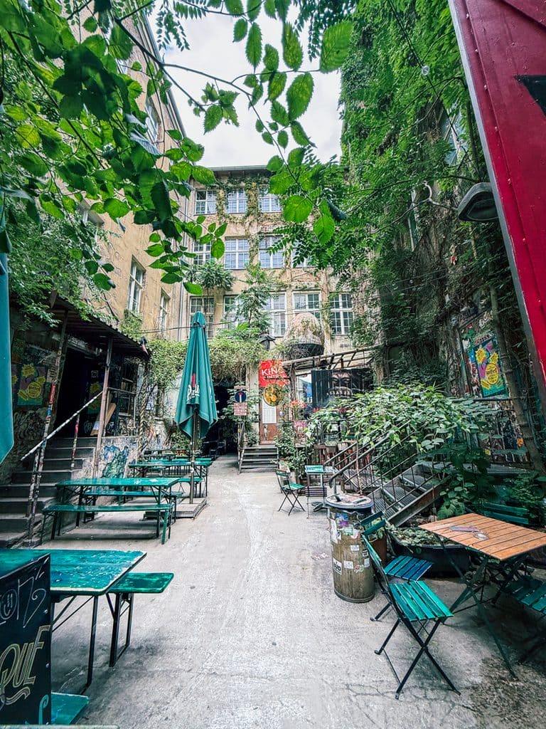 Haus Schwarzenberg: Hidden Graffiti-covered Alleyways in berlin