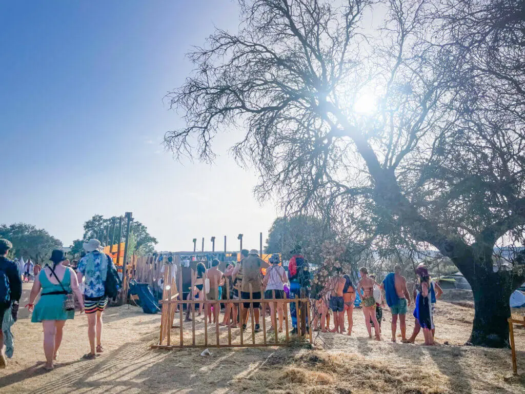 boom festival showers