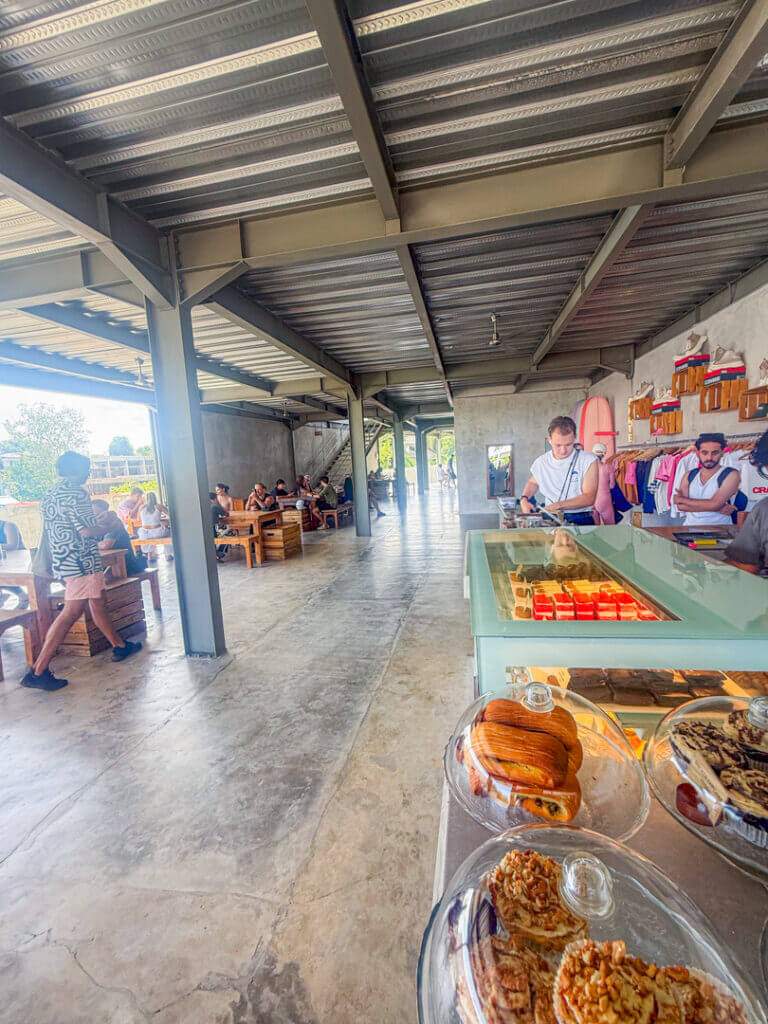 crate cafe canggu pererenan