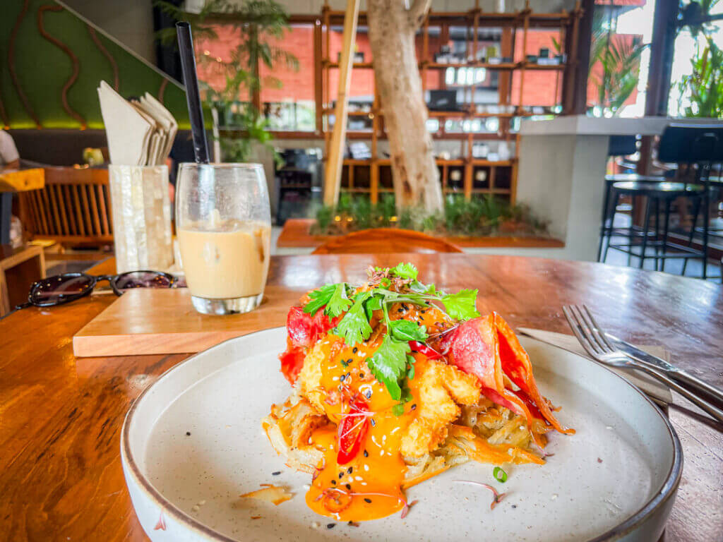 gron signature benny berawa cafe 