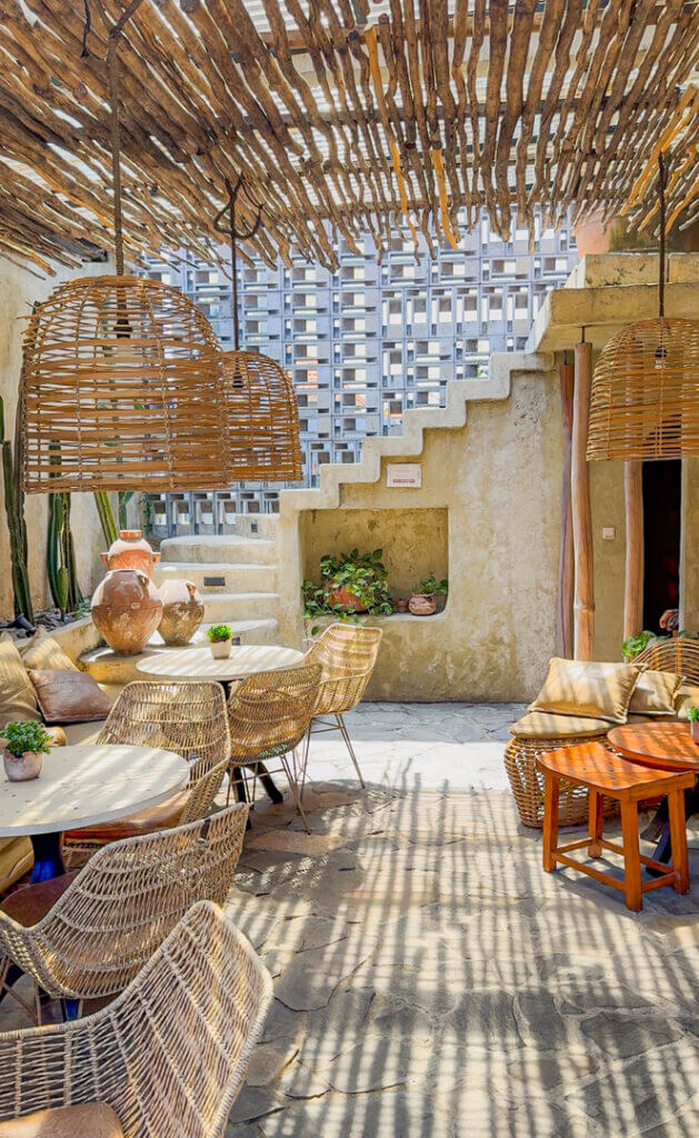 Bread basket patio canggu cafe 