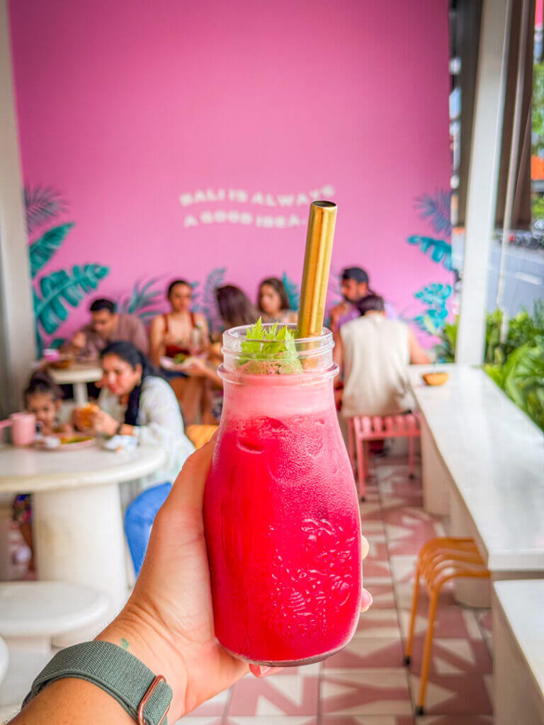 Kynd cafe canggu aesthetic pink cafe juice