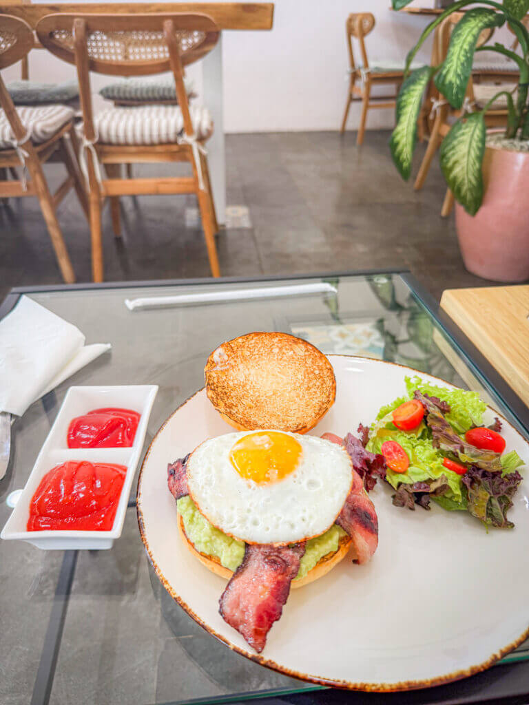 Sugi canggu cafe breakfast sandwich cassette tapes 