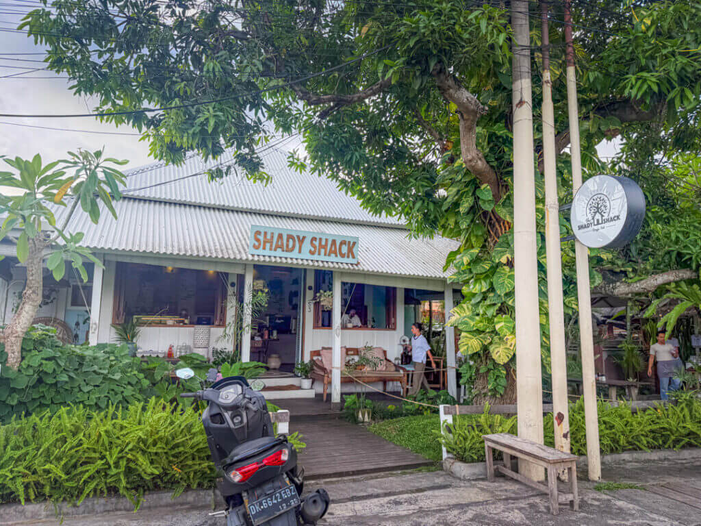 Shady shack canggu cafe 