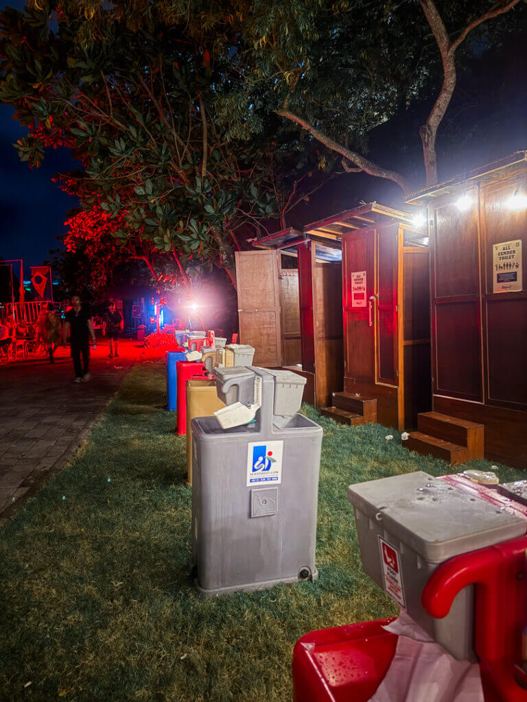 Bathrooms at Day Zero bali