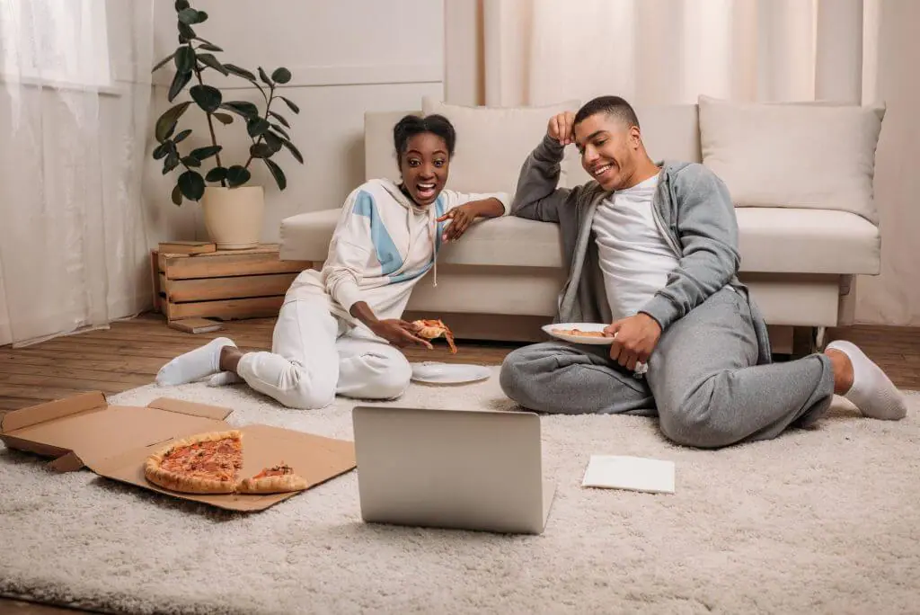 fun things to do at home for couples movie night