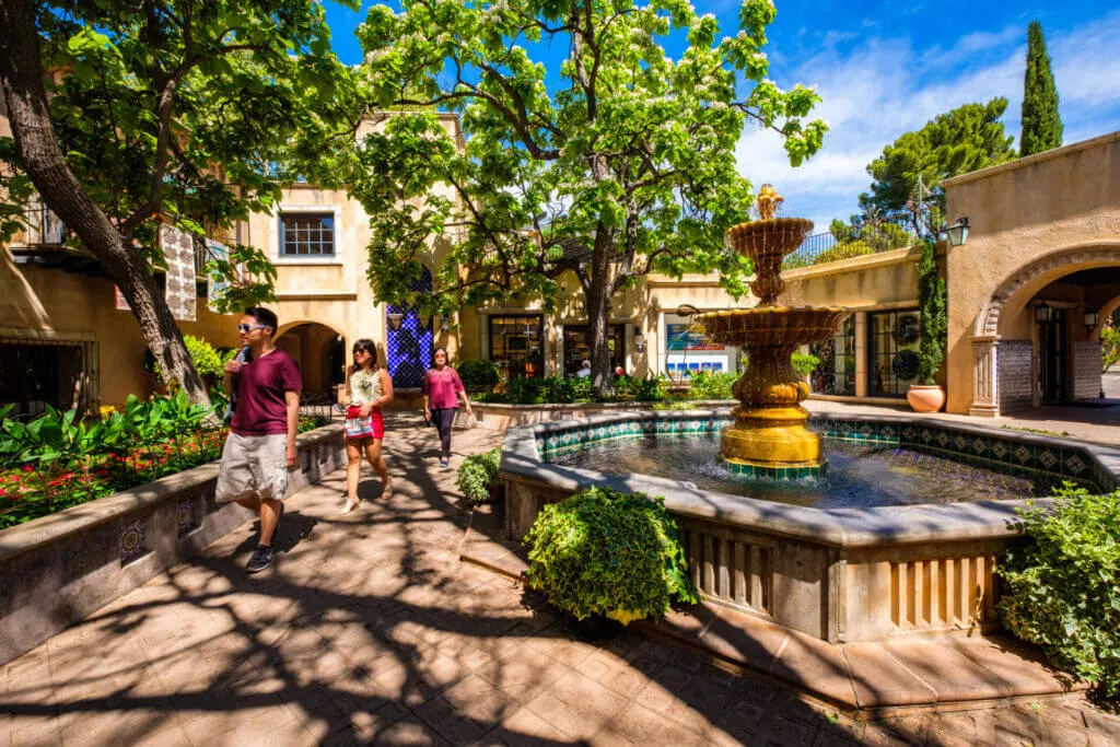 The square at Tlaquepaque Arts and Crafts Village, fun thing to do in Sedona