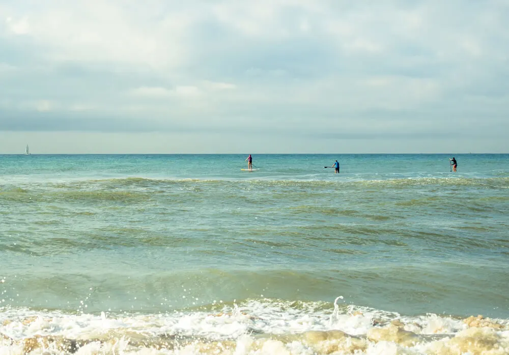 SUP Standup Paddle Surfing in Barcelona - best outdoor activities