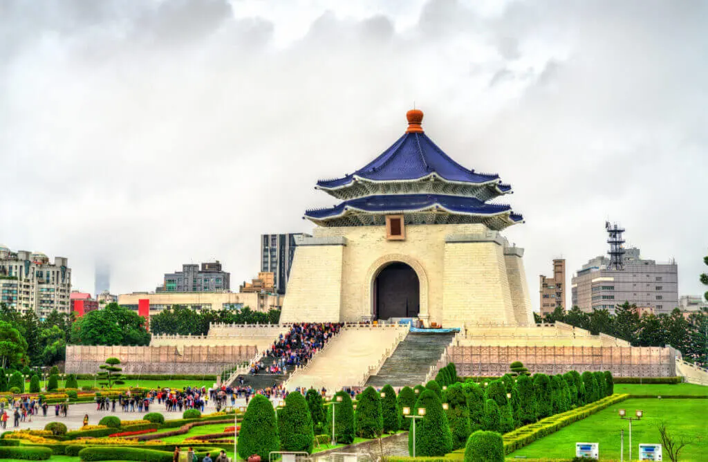 Chiang Kai-Shek Memorial Day, day one of 7 days in Taiwan itinerary