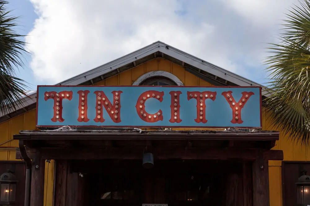 Tin City Waaterfton shopping center Naples Florida