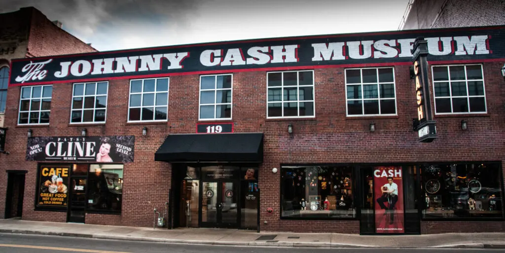 fun thing to do for couples in Nashville, visit the Johnny Cash Museum
