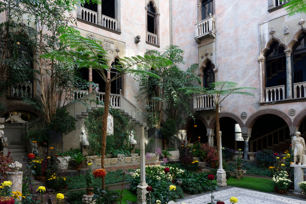 Isabella Stewart Gardner Museum boston unique museum