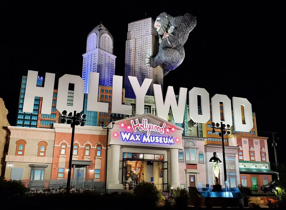 Best Branson attractions to do with your partner - couples romantic getaways in Branson Missouri
