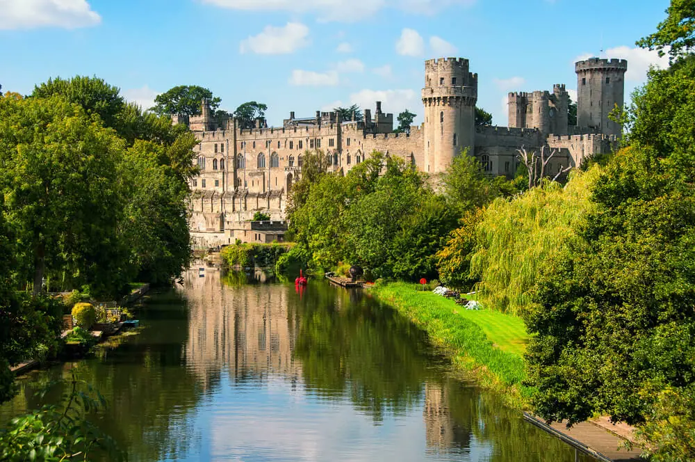Warwick Castle beautoful histpric place to visit in England