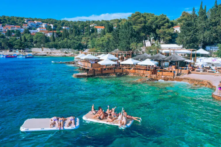 hula hula hvar
