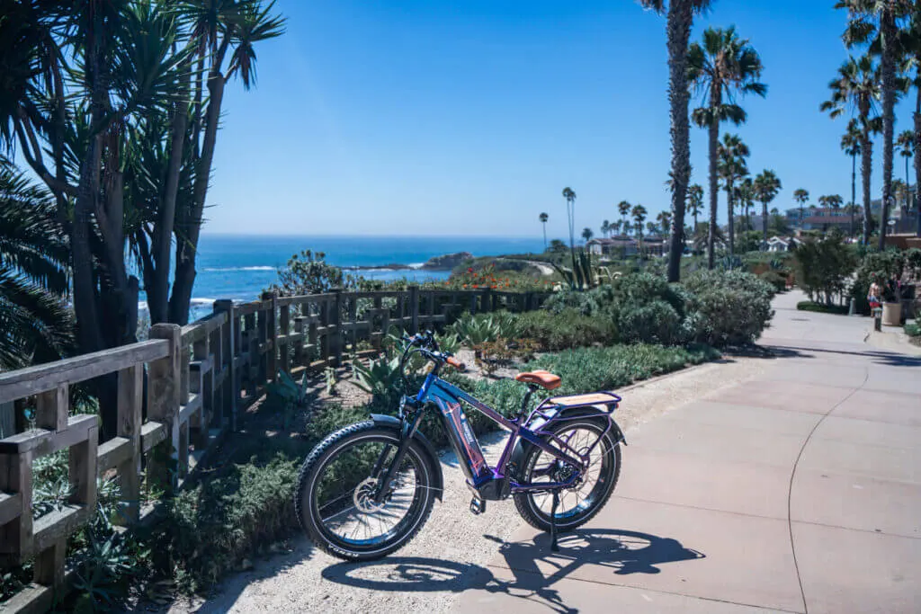 A beautiful bike path in Laguna Beach