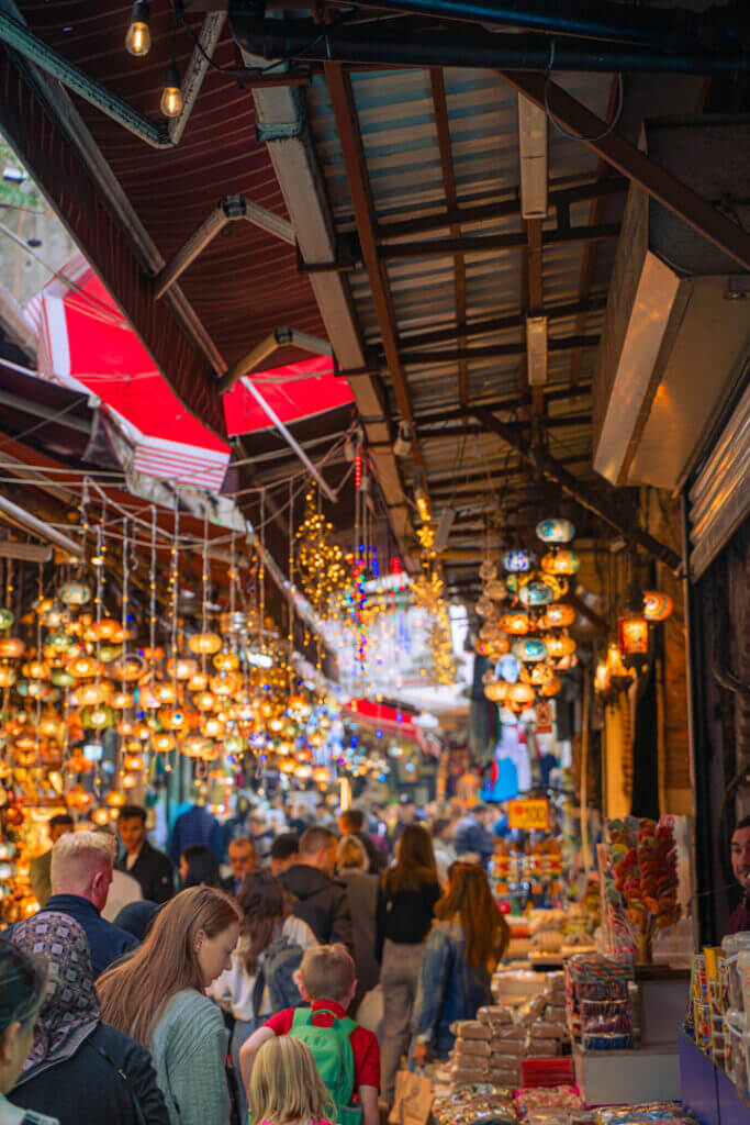 light market istanbul