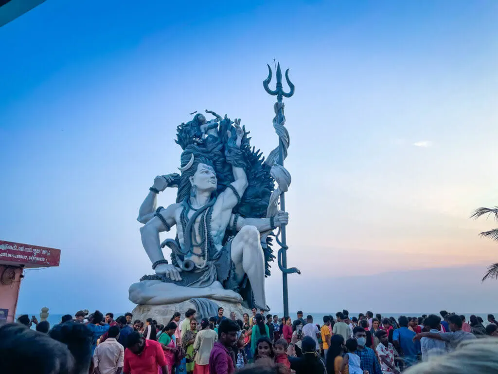 Aazhimala Shiva Temple + Statue 58 feet tall shive statue in Kovalam things to see