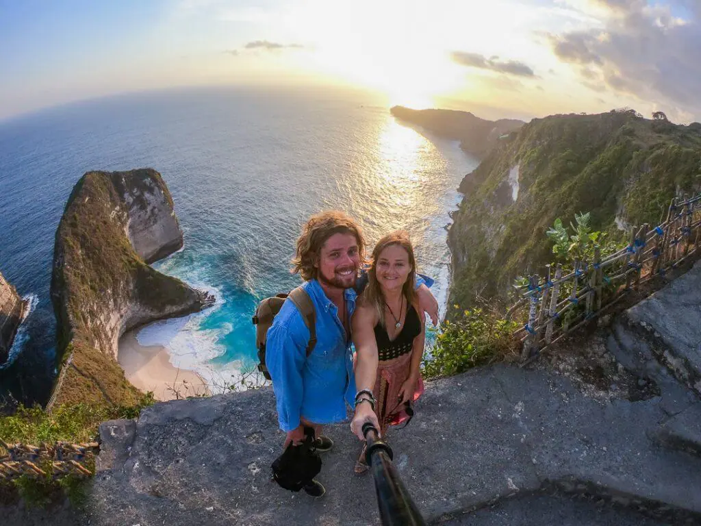 go pro sunset scouple selfie kelingking t res beach