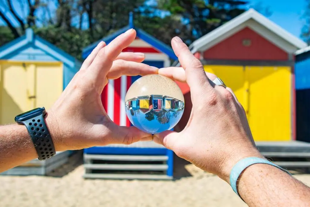 how to use a lensball with someone else holding it