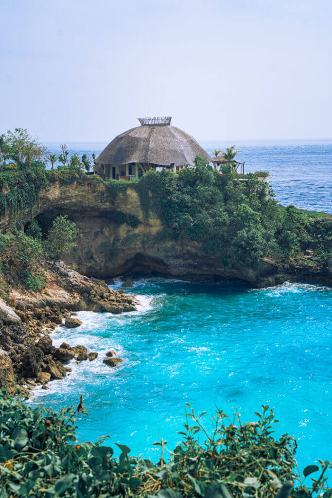 Blue lagoon Ceningan arna ocean lounge and resort