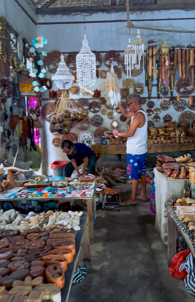 ketut souvenir shop nusa lembongan