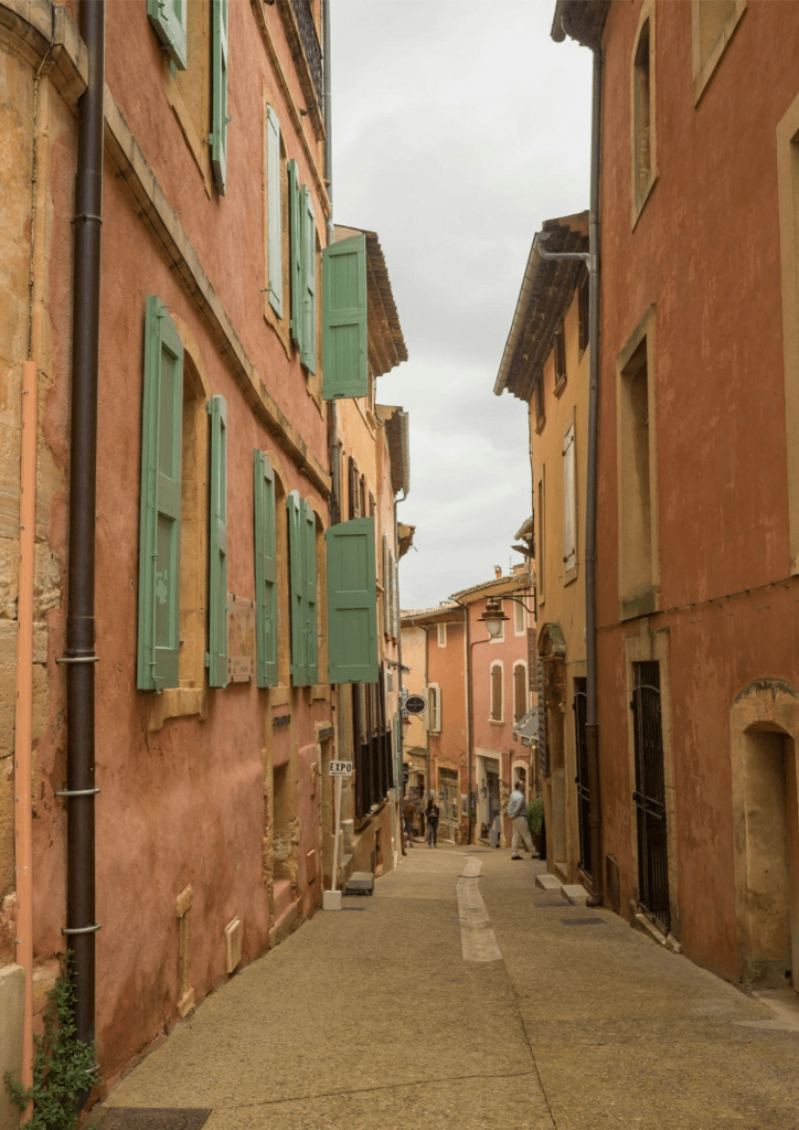 Roussillon southern france provence town 