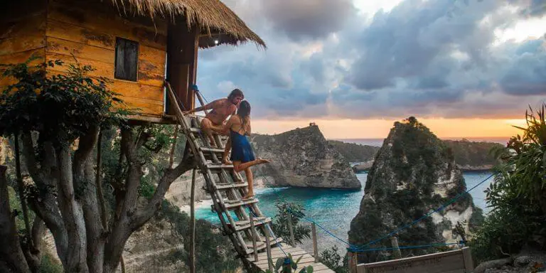 Sunrise kiss one steps of treehouse Rumah Pohon Nusa Penida Island Bali Indonesia