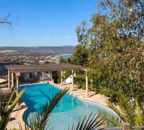 Movies in Mount Martha – Romance At “Uka Lala” Mornington Peninsula romantic accommodation for couples