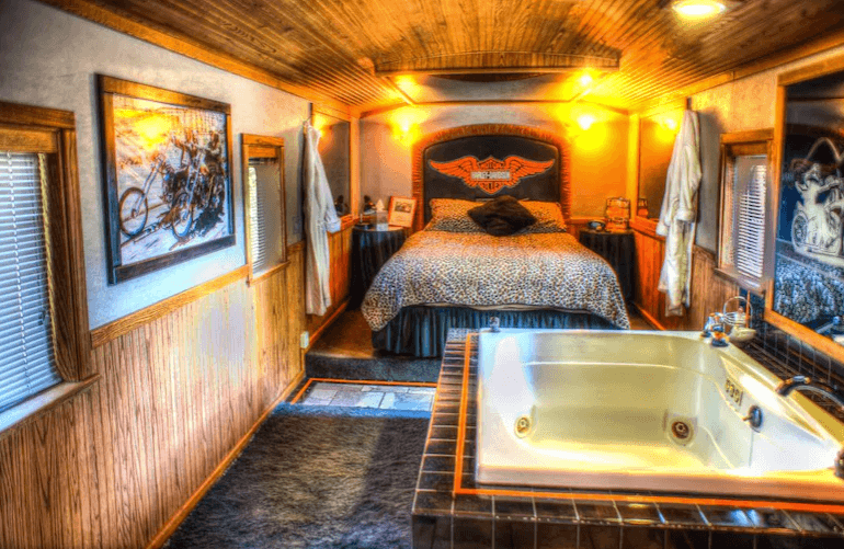 easy rider theme rainroad caboose room california unique accommodation